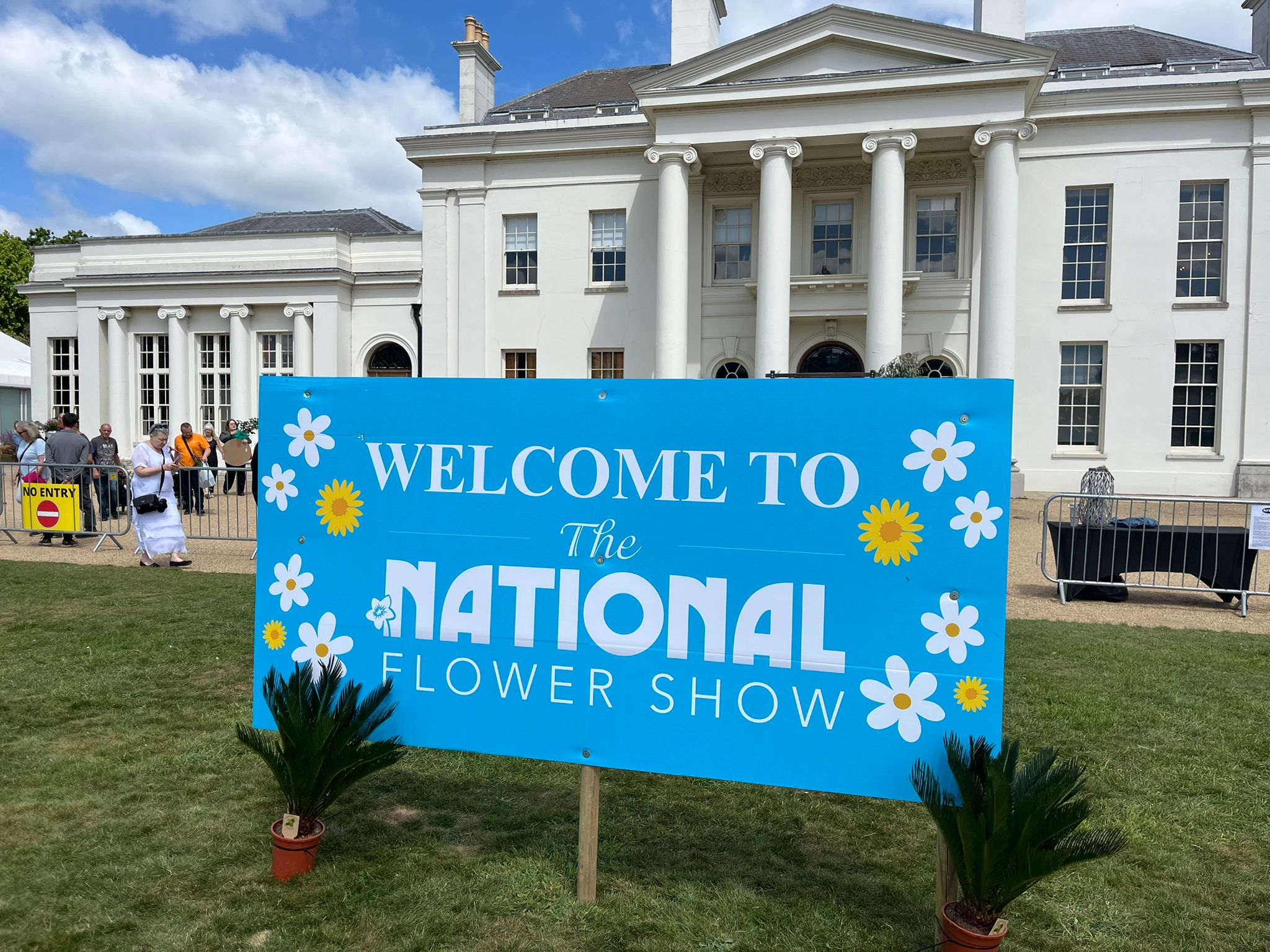 Dunmow-Group-The-National-Flower-Show-2