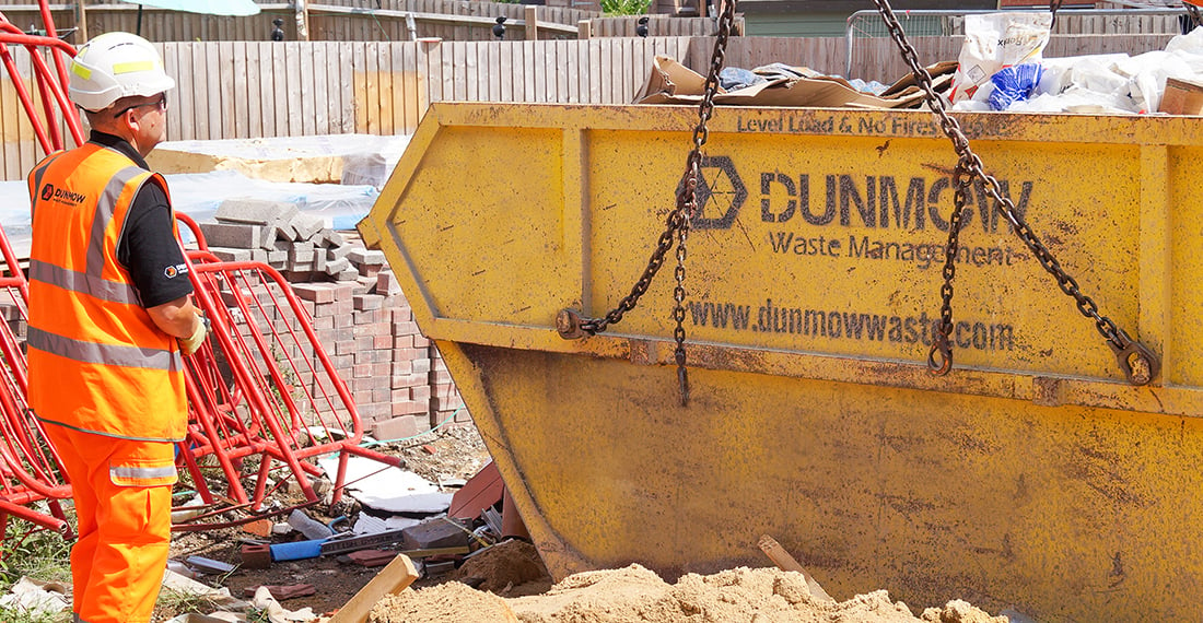 Dunmow-Group-Wait-And-Load-Skip-Hire