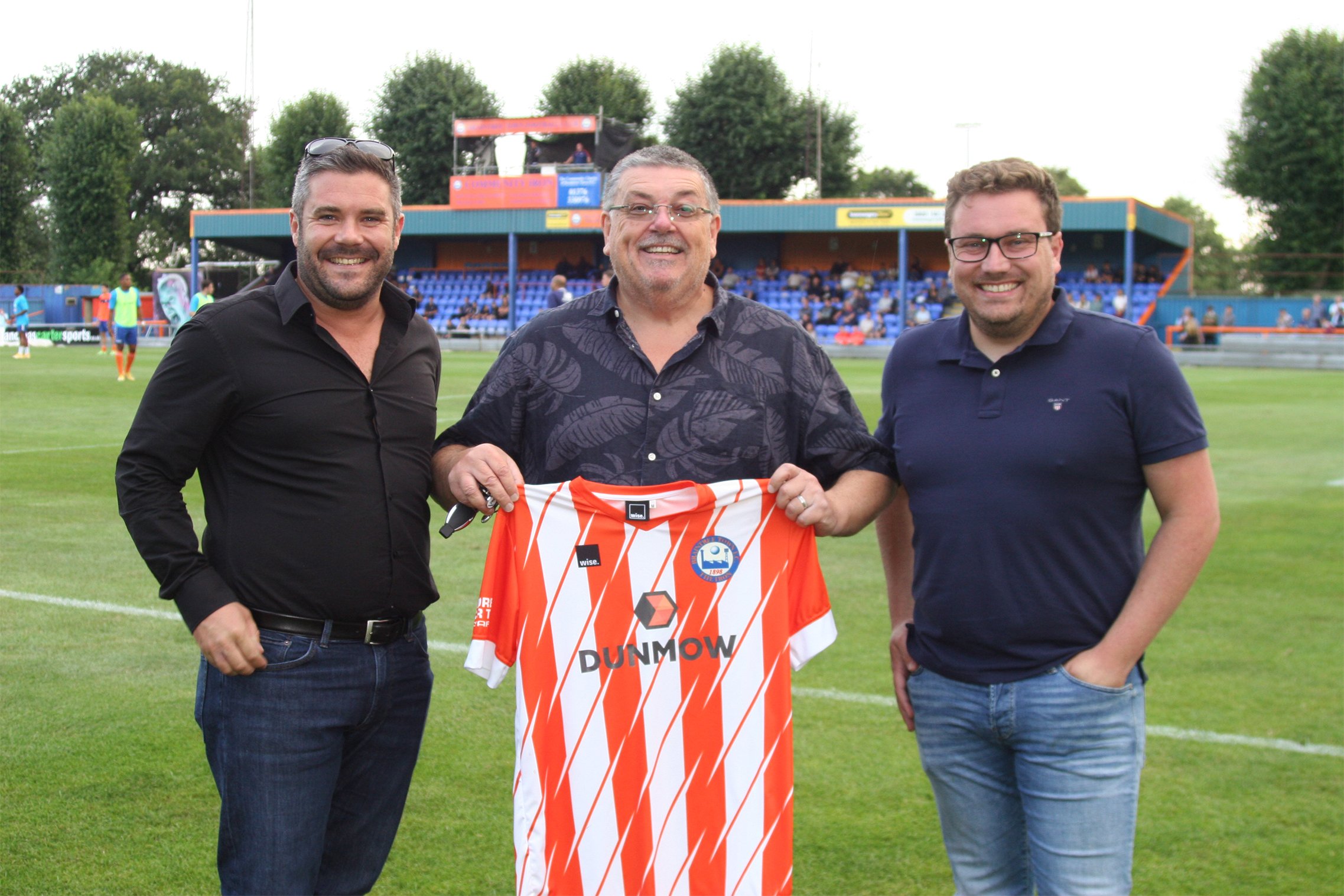 Dunmow-Group-Sponsor-Braintree-Town-Football-Club