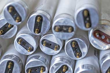 02-Dunmow-Hazardous-Waste-Fluorescent-Tube-01