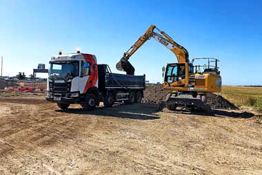 02-Dumow-Tipper-Hire-Site-Clearance-02