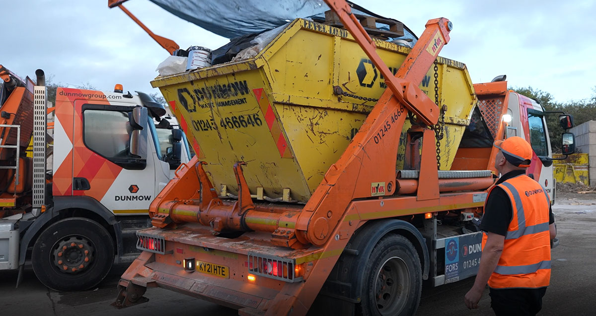 Dunmow-Group-Day-In-The-Life-Of-A-Skip-Drive